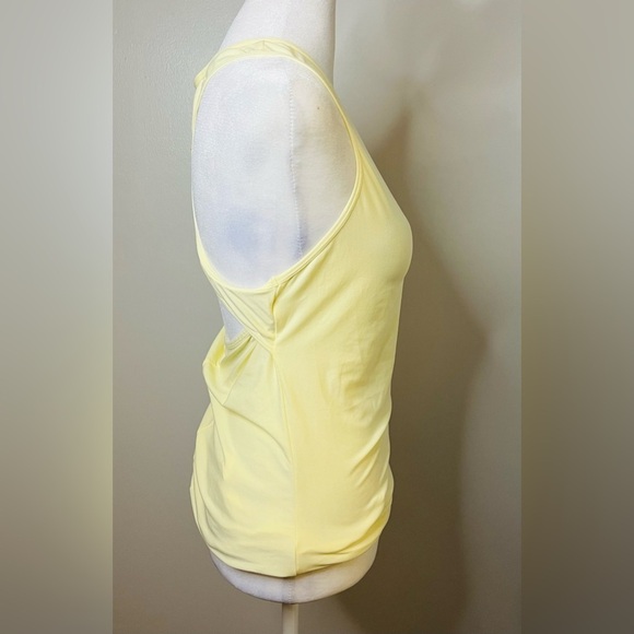 New Balance Workout Tops yellow, blue– Bundle of 2 (Size Small) - Picture 6 of 9